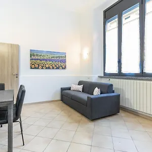 https://alessias-flat-torretta.italymilanhotels.net